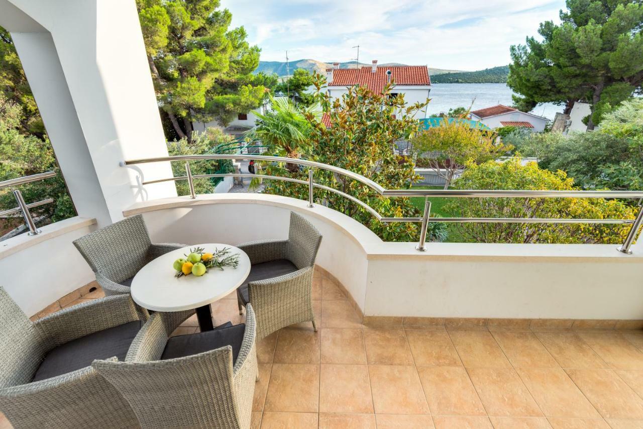 Villa Croatica Apartments Zaboric Exterior foto